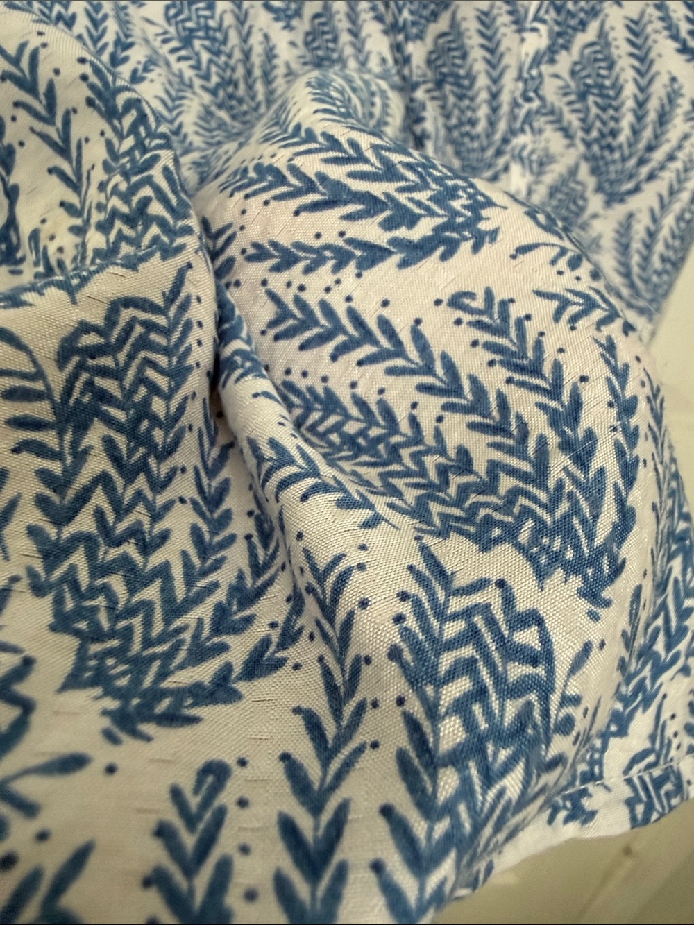 Gilli Blue and Cream Leaf-Print Tie-Neck Blouse - Picture 4 of 6